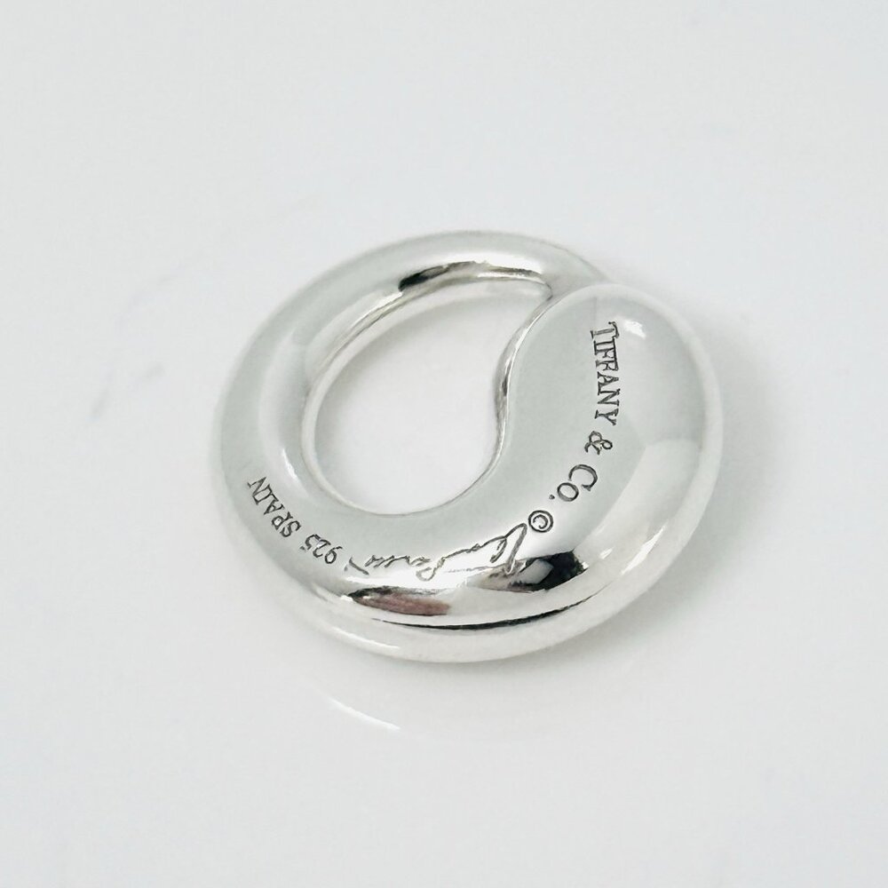 Tiffany & Co. Eternal Circle Pendant Elsa Peretti in Sterling Silver Size Small